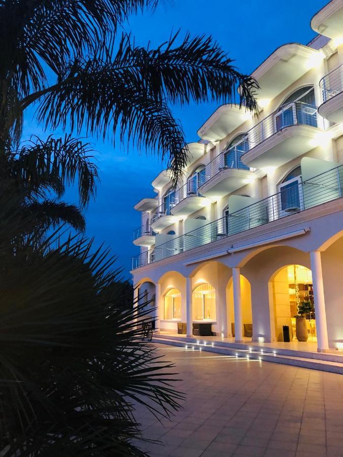 Hotel Vespucci Porto Cesareo Ngoại thất bức ảnh