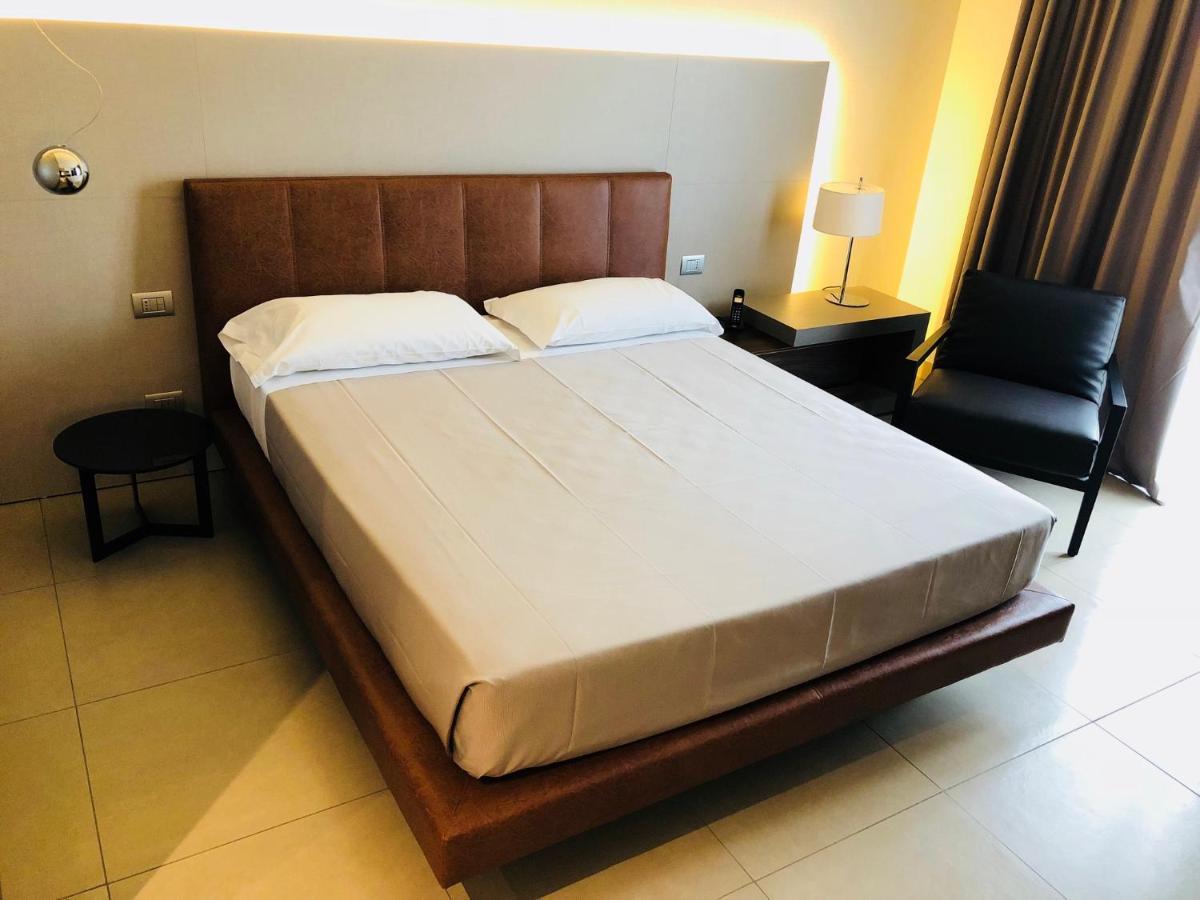 Hotel Vespucci Porto Cesareo Ngoại thất bức ảnh